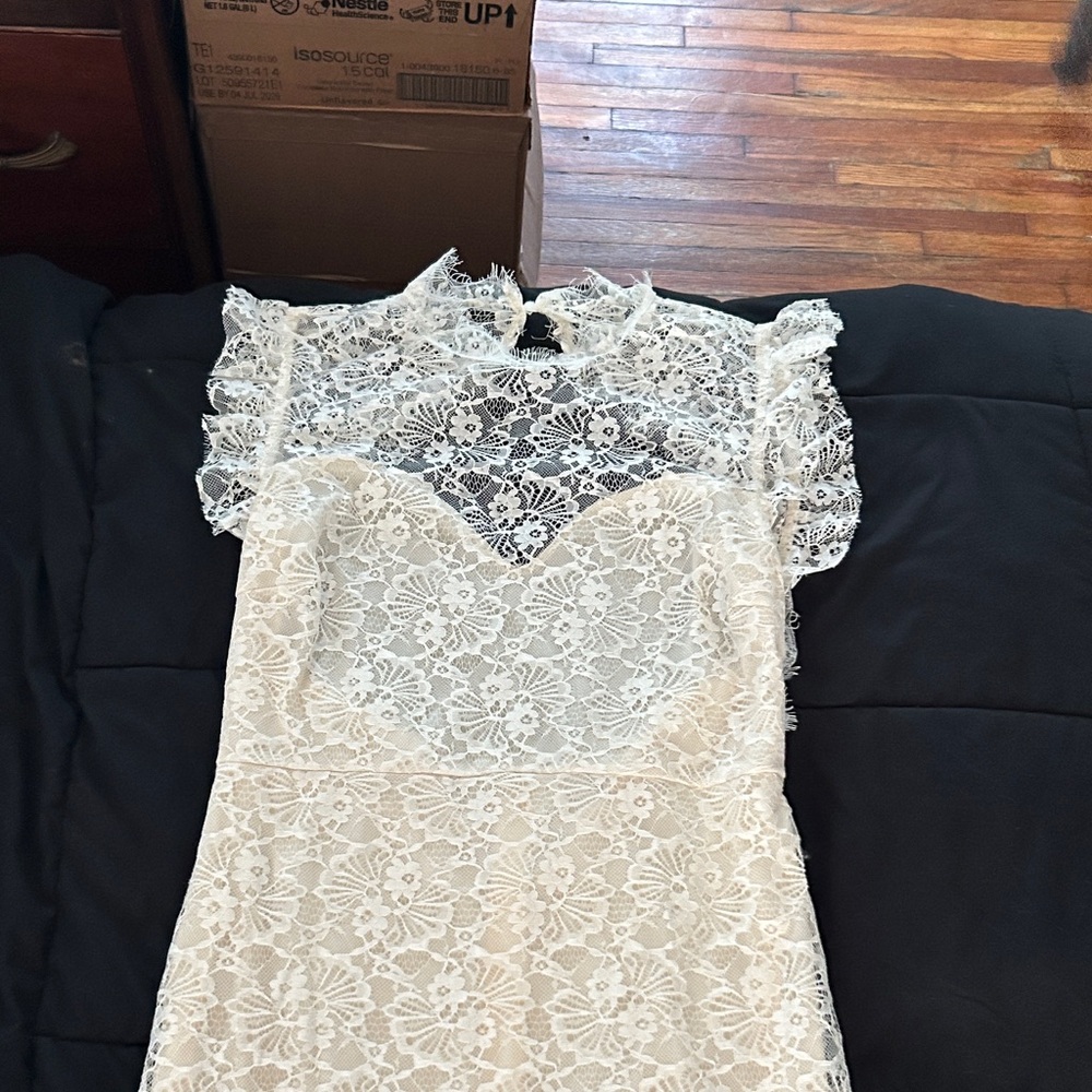 Mine Lace Dress in White
